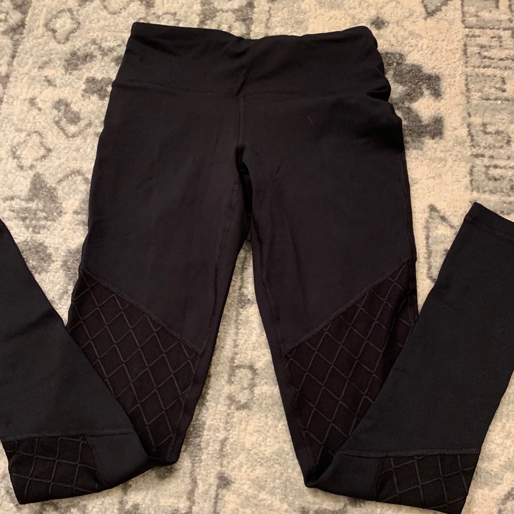 Black workout leggings